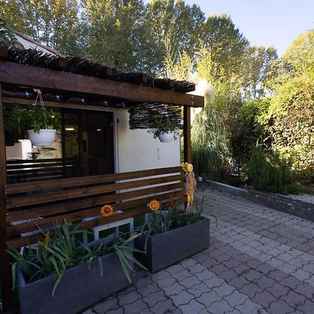 Céreste Studio Dans Le Luberon מראה חיצוני תמונה