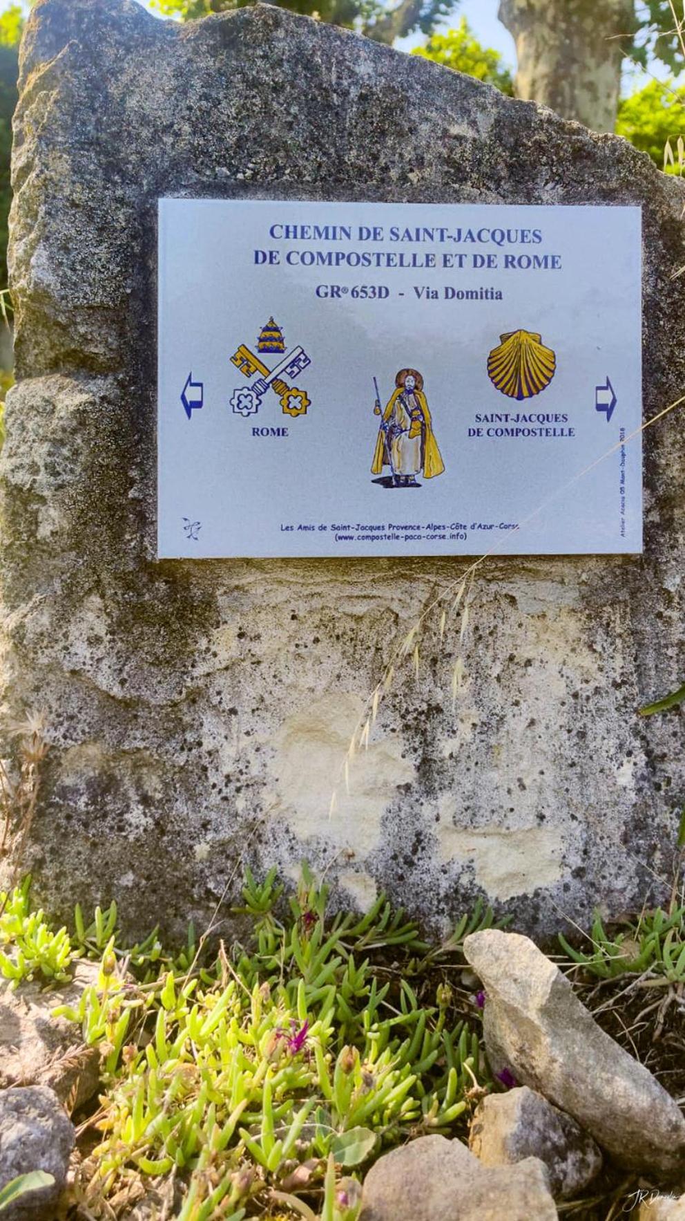 Céreste Studio Dans Le Luberon מראה חיצוני תמונה