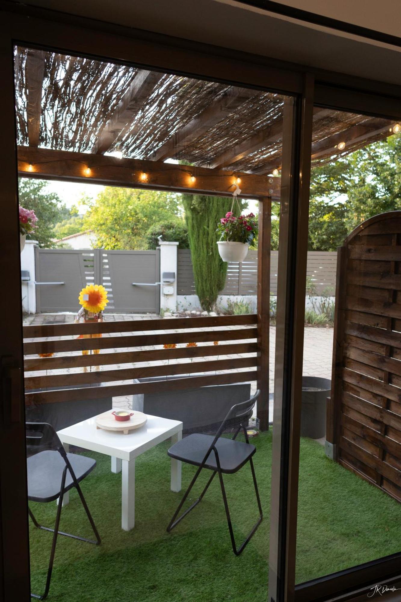 Céreste Studio Dans Le Luberon מראה חיצוני תמונה
