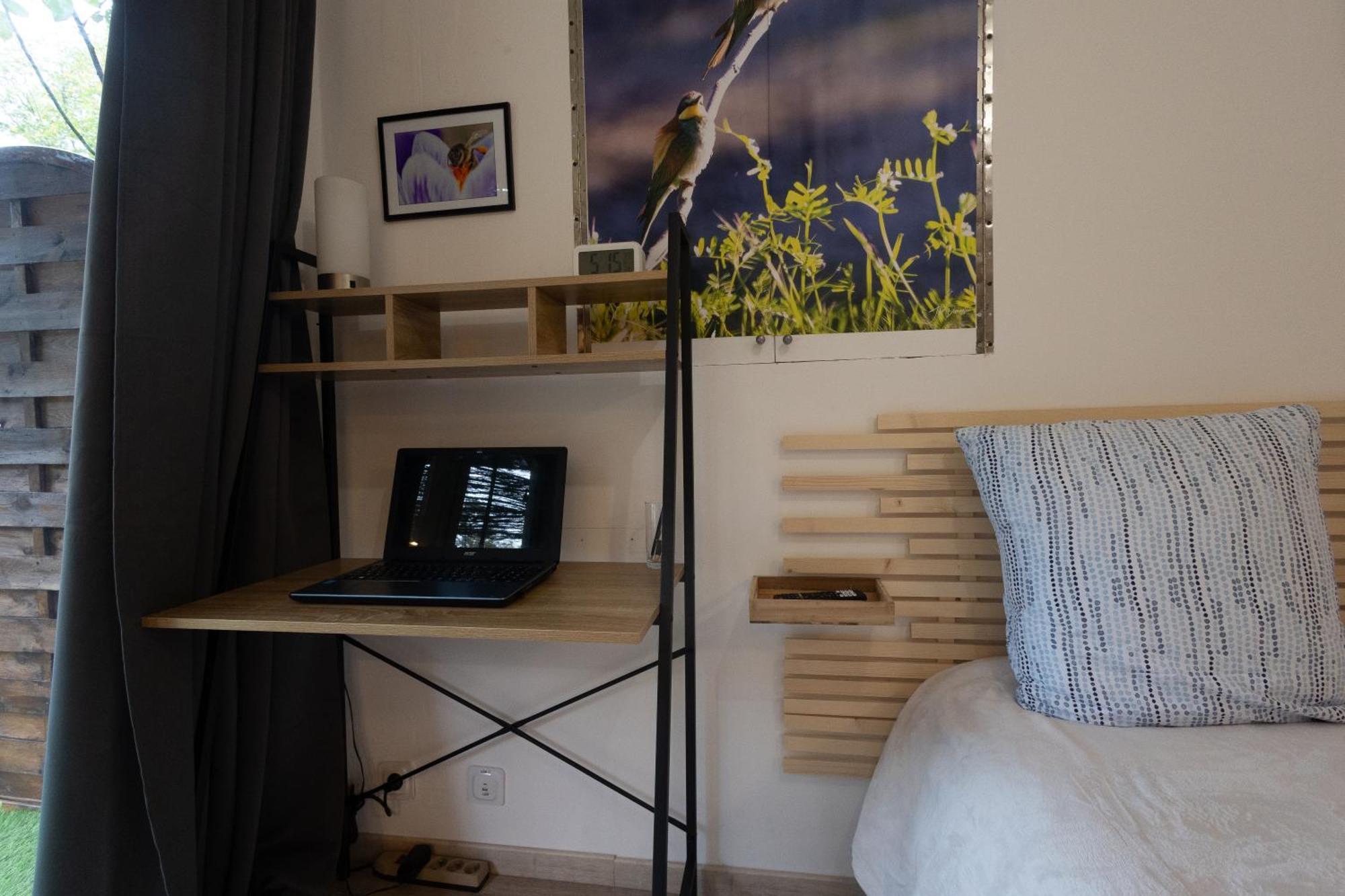 Céreste Studio Dans Le Luberon מראה חיצוני תמונה